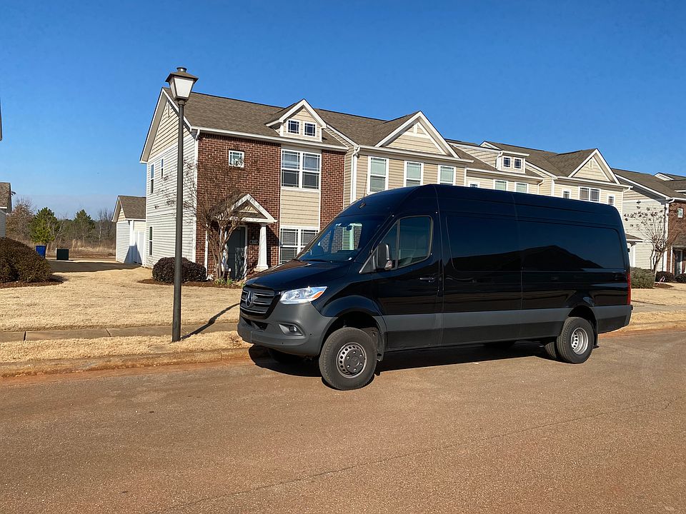 1st image of 322 Falling Water Ln SW