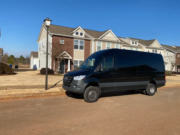 322 Falling Water Ln SW, Madison, AL 35756