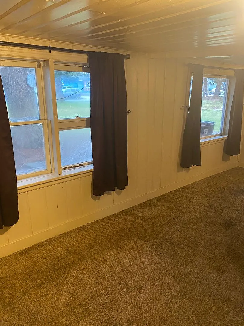 1 Bedroom 1 Bath home — Photo 4