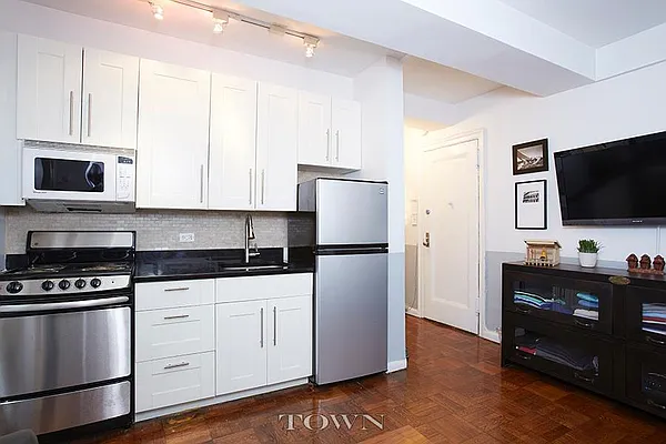 Sold by Town Residential | media 11