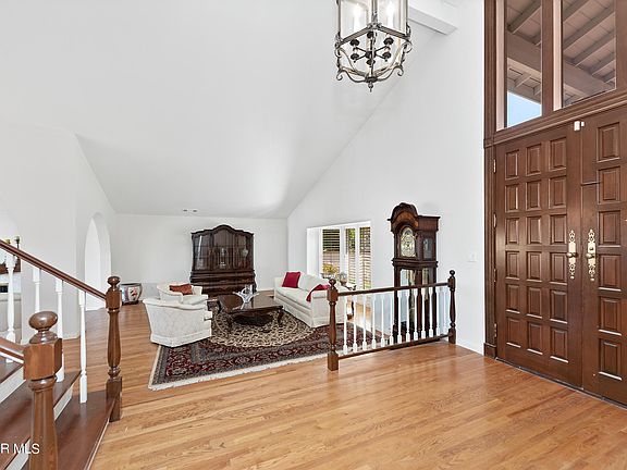 5th image of 3806 Corbin Ave