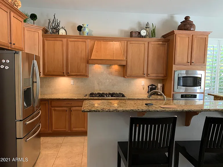 1608 W White Feather Ln — Photo 9