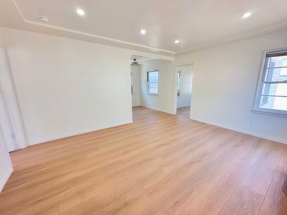 2nd image of 315 N Lincoln Ave Unit D