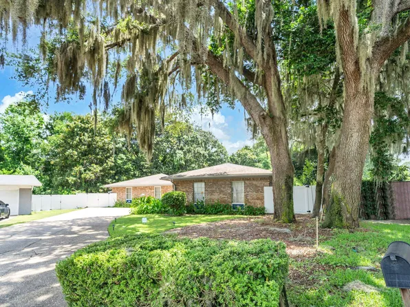 333 Jonquil Cir, Fort Walton Beach, FL 32548