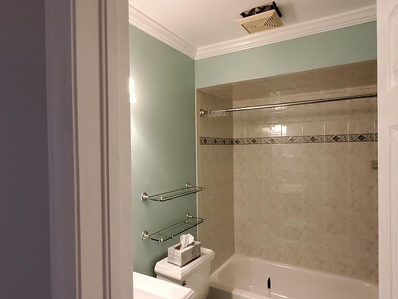 4th image of 5060 76th Ave N APT 312