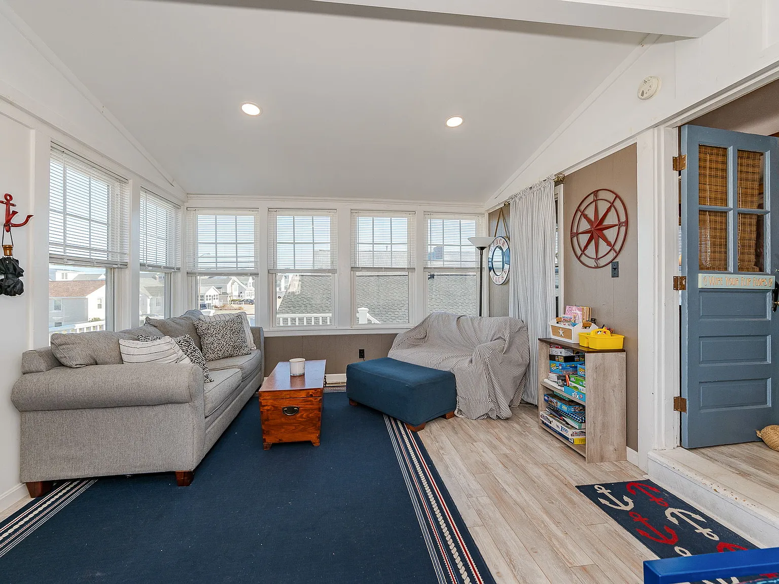 3 bed, 1100 sqft, $2,600 — Photo 4