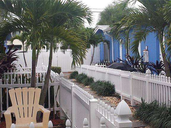 4th image of 832 NE 18th Ave #1
