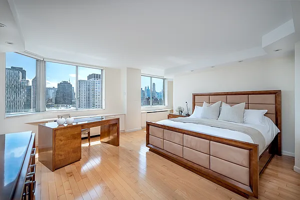 Sold by Douglas Elliman | media 8