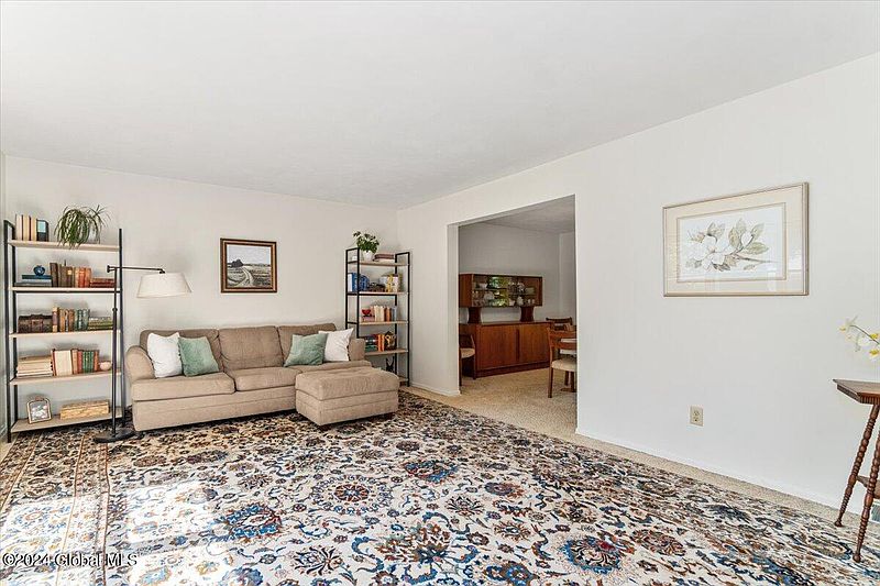 3rd image of 56 Southbury Road