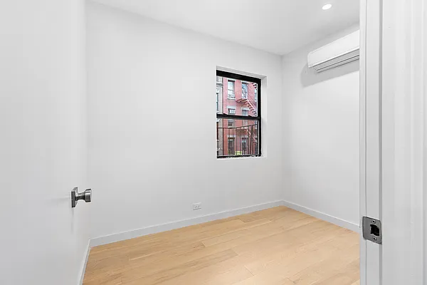 Rented by Fountain Realty Group | media 10