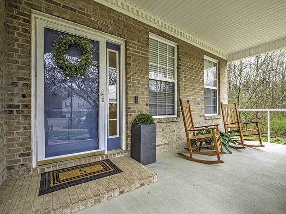 2nd image of 1804 Macqueen Ln