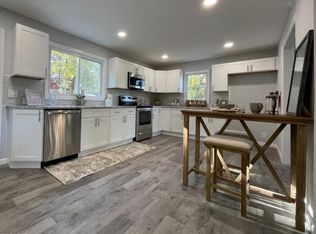 108 Bishops Rock Rd, Hopatcong, NJ 07843