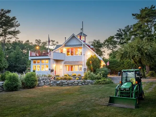 125 Touisset Rd, Warren, RI 02885