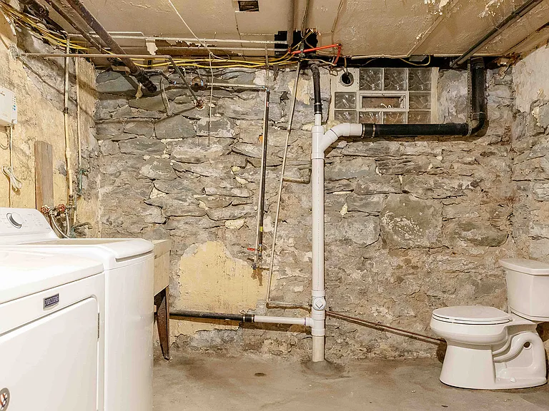 5224 Carnegie St — Photo 21
