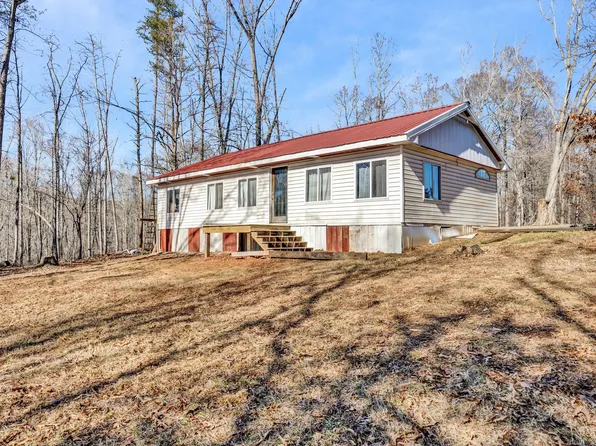 294 Crafts Ln, Glade Hill, VA 24092