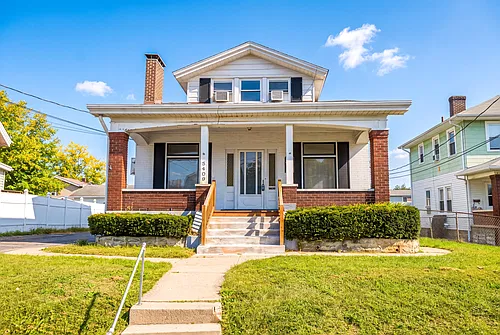 Floor plan 5409-5411 Carthage Avenue - 5409-...