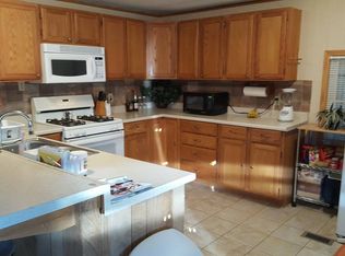 501 W 1st St, Saint George, KS 66535