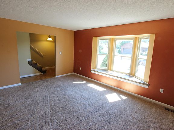 4th image of 841 Walbridge Dr