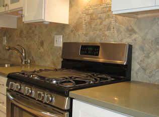 2806 Fox Ln, Poughkeepsie, NY 12603