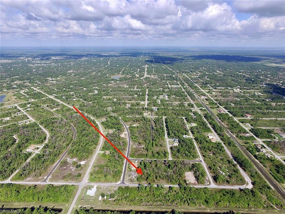 1st image of 1011 Lakeside Dr