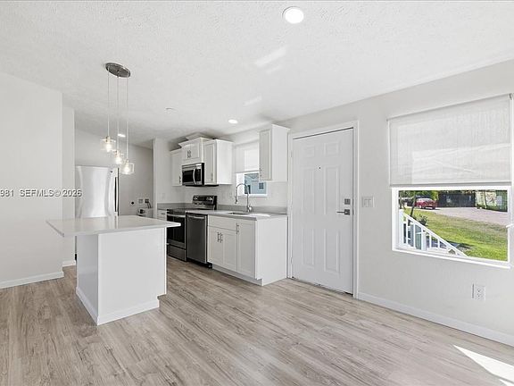 2nd image of 730 Chippewa Trl #0