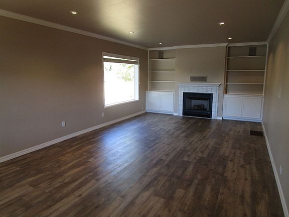 3rd image of 24017 Trinity Ln