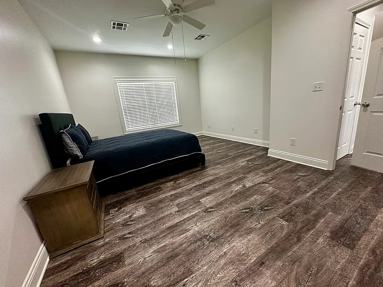 2310 Timberlane Dr — Photo 12