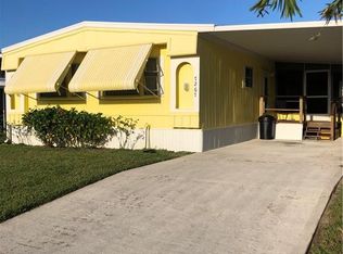 7267 SE Swan Ave, Hobe Sound, FL 33455