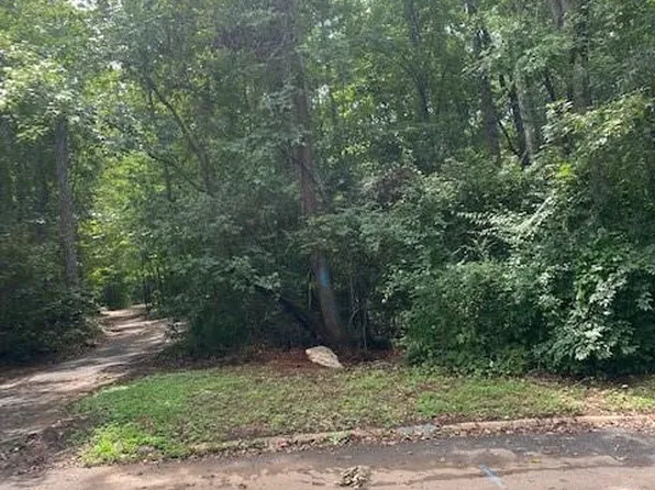 141 Central Lake Cir #14, Griffin, GA 30223