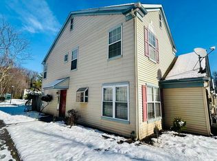 309 Stonebridge Blvd, New Castle, DE 19720