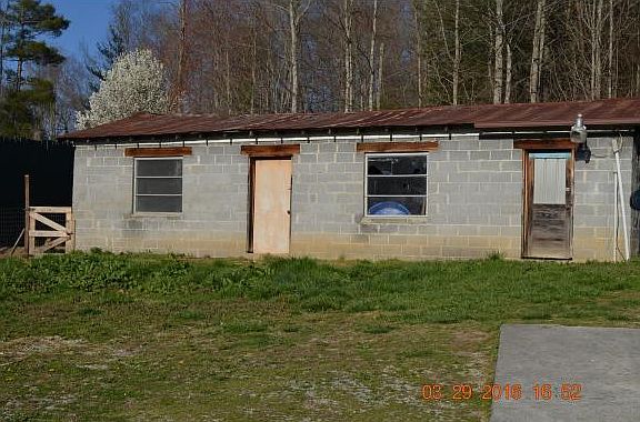 4th image of 907 Highway 107