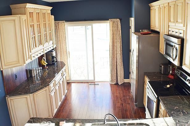 1st image of 394 Bluebird Ln