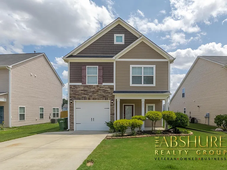 535 Smithridge Way — Photo 2
