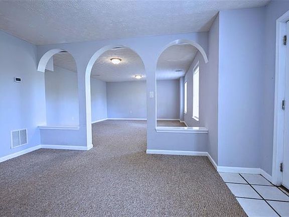 2nd image of 2752 Mamie Ln #Basement