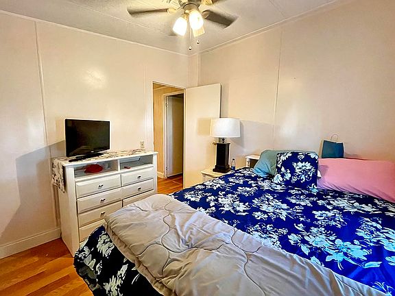 4th image of 1865 Warwick Hills Dr #993