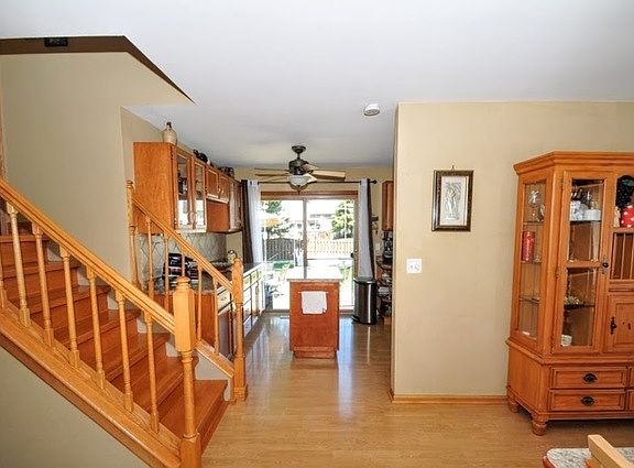 3rd image of 393 E Chippendale Dr