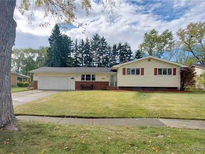 358 Brookwood Dr, Hamburg, NY, 14075