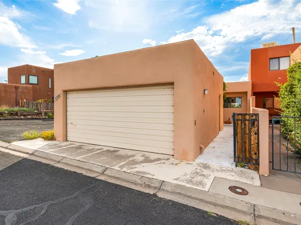 6408 Tahawash St, Cochiti Lake, NM 87083