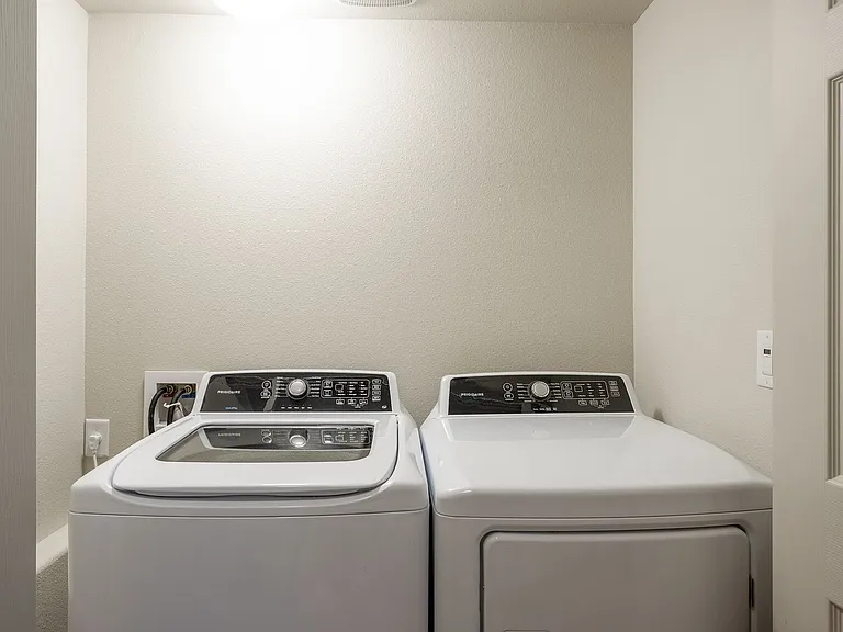 Live where you love at Edgewater Apartments — Photo 11