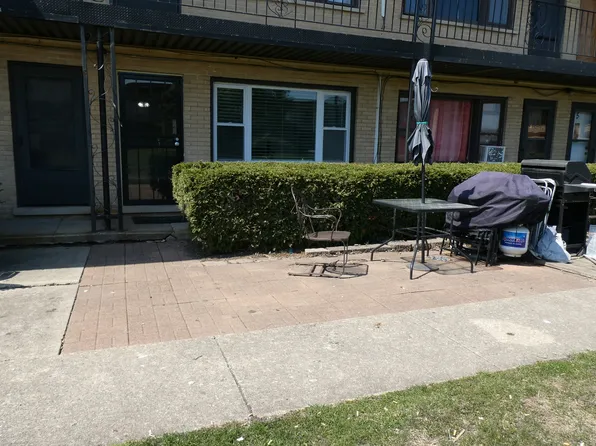 30 King Arthur Ct APT 3, Northlake, IL 60164