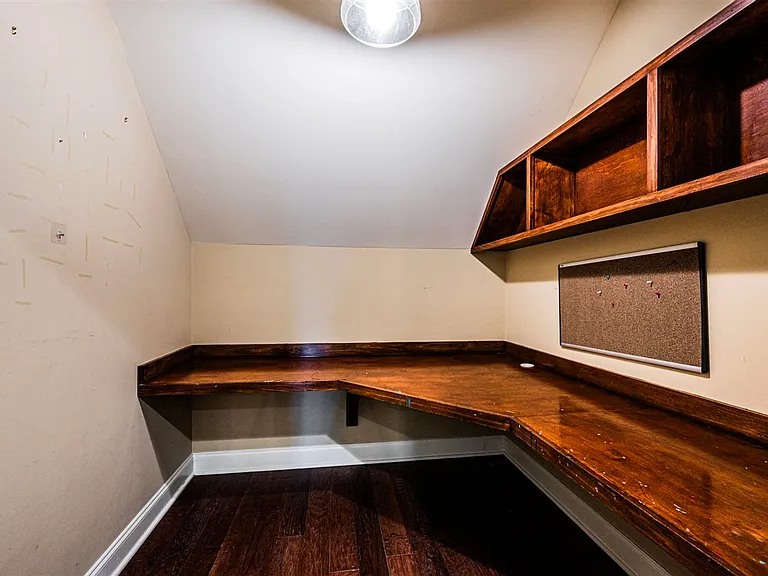 730 Bennington Park Dr — Photo 25