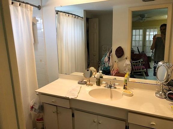 2nd image of 2262 Kingfisher Ln