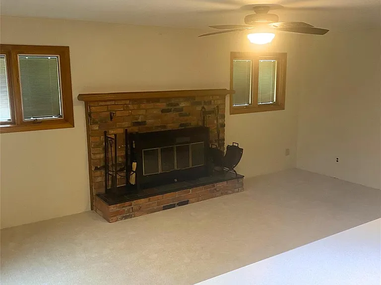14147 Barbara St — Photo 10