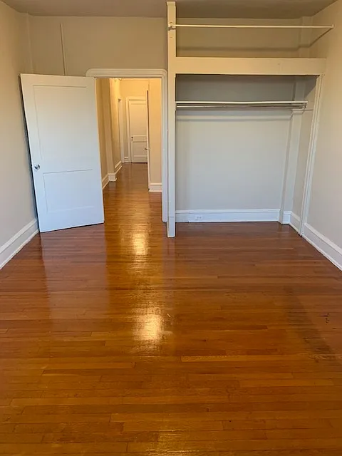 3 bed, 1.5 bath, 1230 sqft, $2,450 — Photo 3