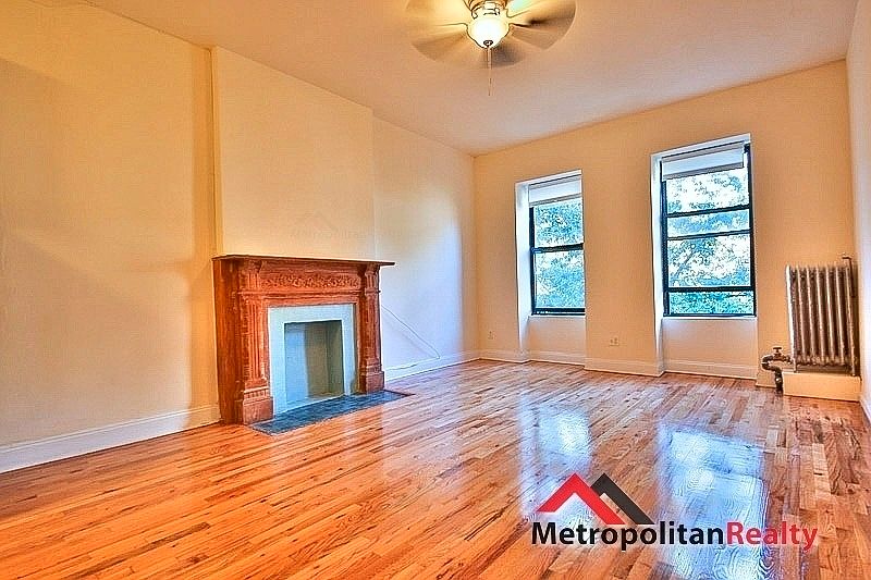 1st image of 906 President St #4F