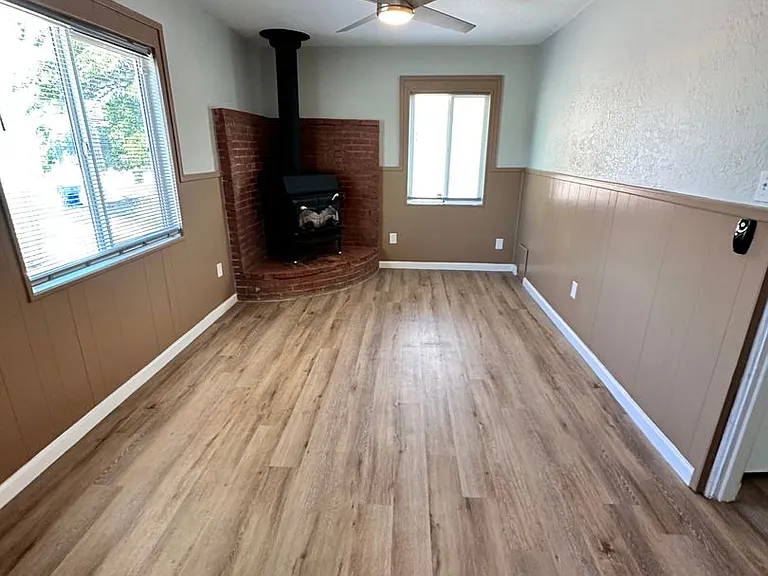 2120 La Veta Dr NE — Photo 16