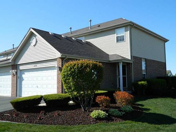 1st image of 2754 Foxwood Dr