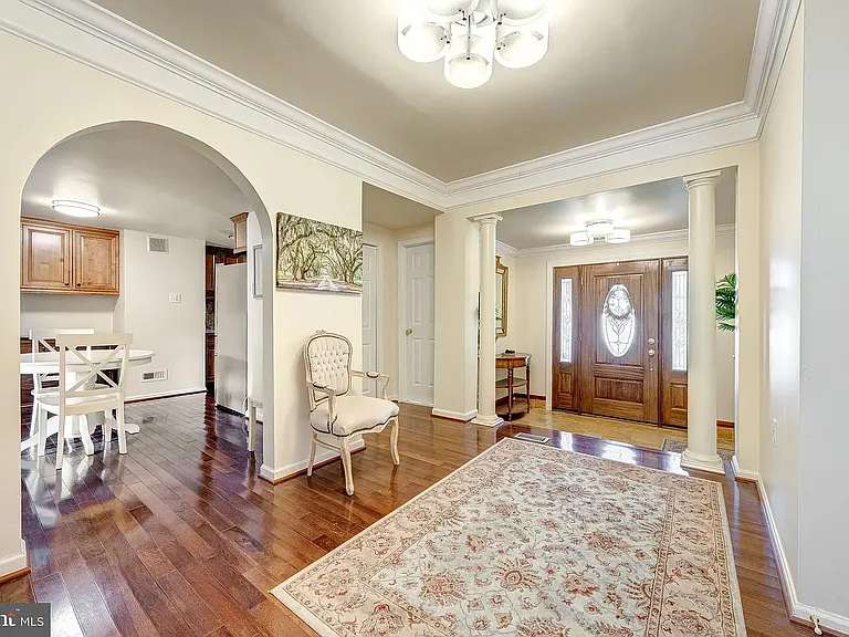 2231 Williams Ave — Photo 8
