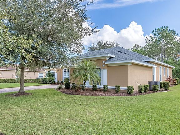 3rd image of 228 Zaharias Cir