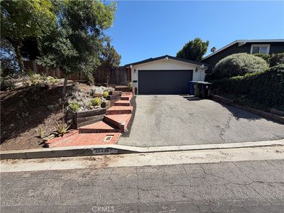 22238 Flanco Rd, Woodland Hills, CA, 91364